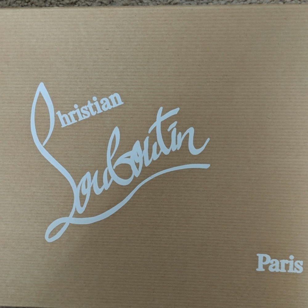*AUTHENTIC* Christian Louboutin Nappa Laminato